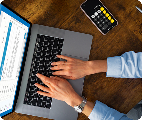 HROnline+ App Interface
